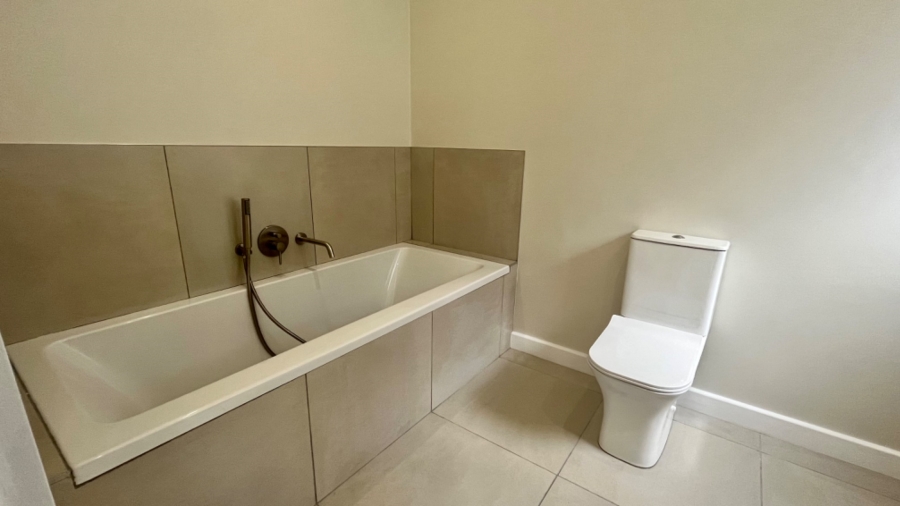 3 Bedroom Property for Sale in Outeniquasbosch Western Cape